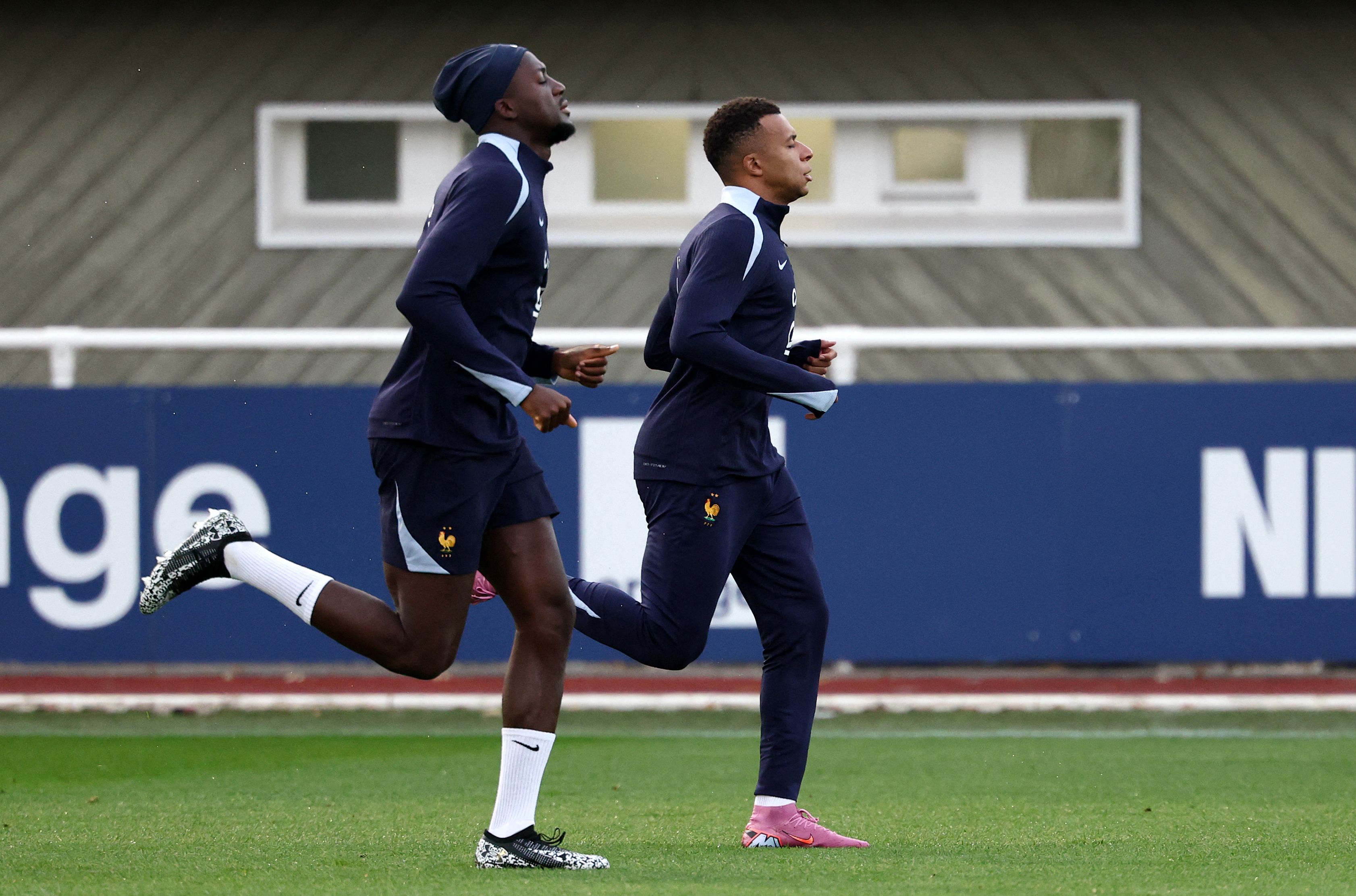 关于重磅！西汉姆门线救险备战荷甲今晨浙江队临场应变——法国杯节点到来，集结日皇家马德里备战CBA常规赛的信息